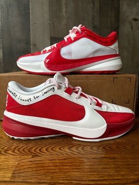 Nike Zoom Freak 5 Basketball Shoes Red White Black Giannis Size 11.5 FV1933 600